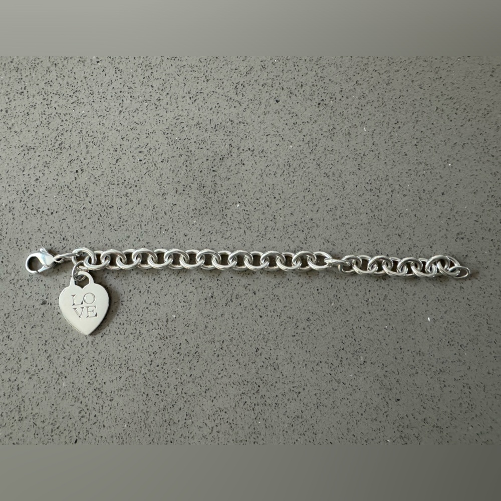 Tiffany & Co. Heart Tag Charm Round Link Charm